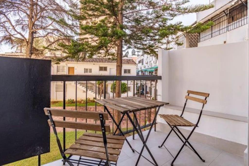 Playa Carihuela By Hdc Apartments Torremolinos Eksteriør billede