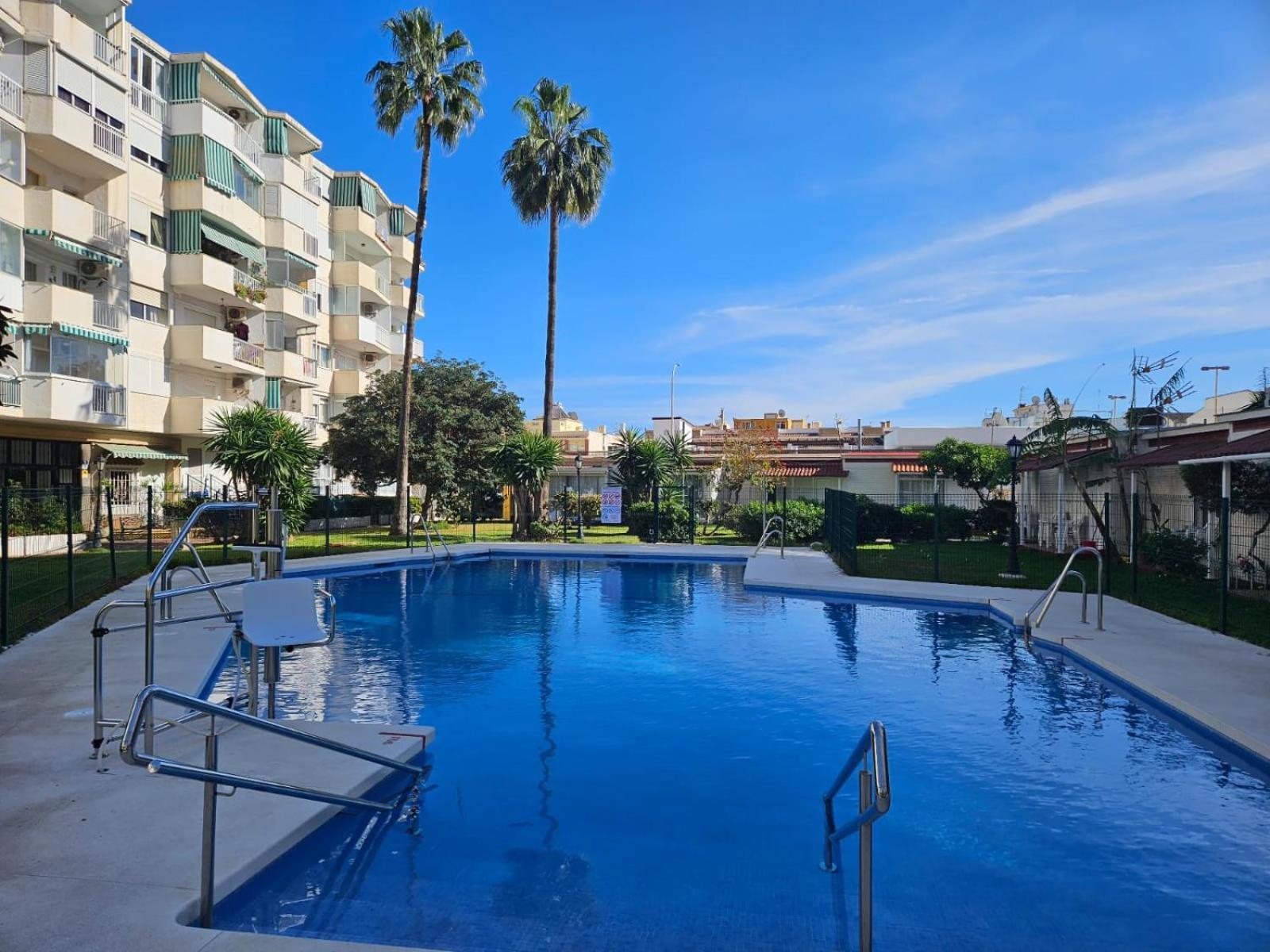 Playa Carihuela By Hdc Apartments Torremolinos Eksteriør billede